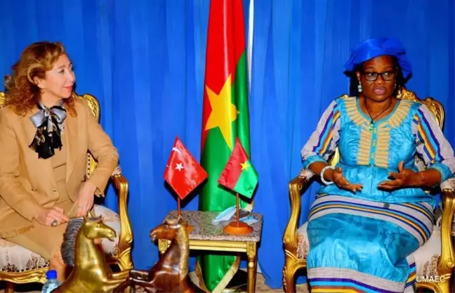Son dakika haberleri: Burkina Faso Dışişleri Bakanı Sori-Coulibaly, Büyükelçi Arı'yı kabul etti