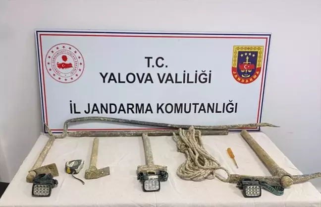 Yalova'da Kaçak Kazı Yapan 4 Şüpheli Yakalandı