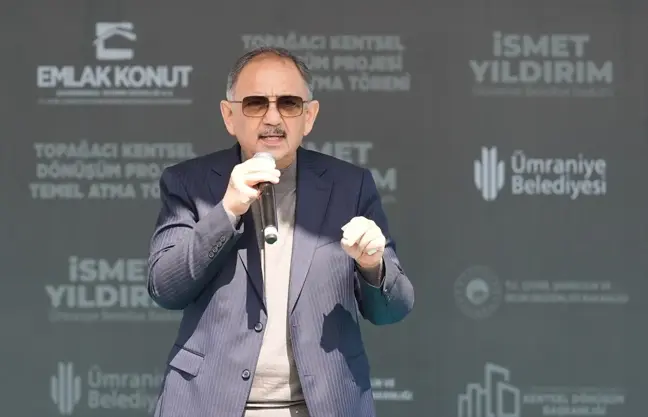 Murat Kurum, İstanbul'da kentsel dönüşüm ve sosyal konut projelerini anlattı