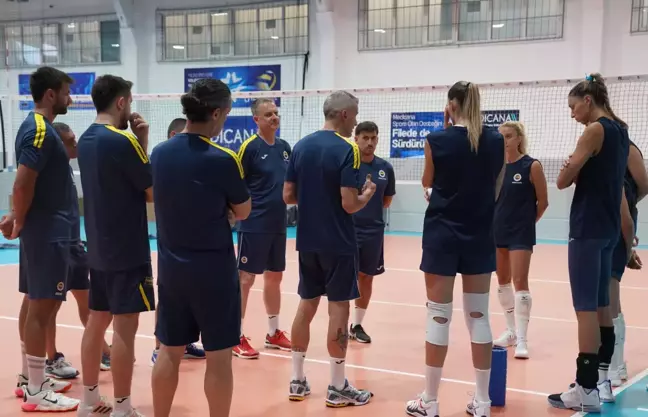 Fenerbahçe Kadın Voleybol Takımı Yeni Sezon Hazırlıklarına Başladı