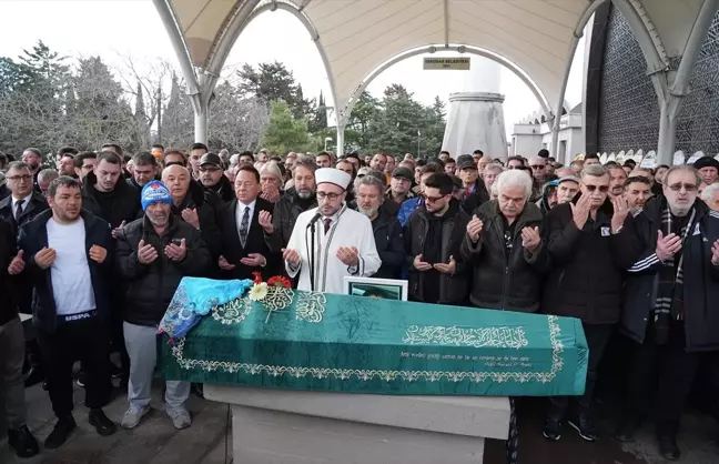 Ünlü oyuncu Bahar Öztan'ın cenaze töreni düzenlendi