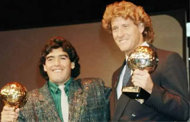 Maradona'nın 1986 Dünya Kupası altın top ödülü, açık artırmada 5 milyon dolara satılması bekleniyor