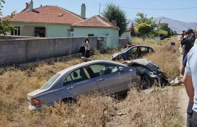 Konya'da yabancı plakalı otomobille kaza: 1 yaralı