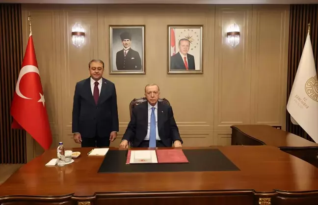 Cumhurbaşkanı Erdoğan, Şanlıurfa Valiliğini ziyaret etti