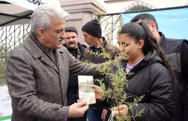 Kırıkkale'de Orman Haftası Etkinlikleri Kapsamında Ücretsiz Fidan Dağıtımı