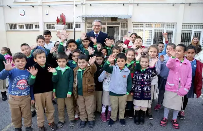 Başkan Akpınar'dan Öğrencilere Şenlik Müjdesi