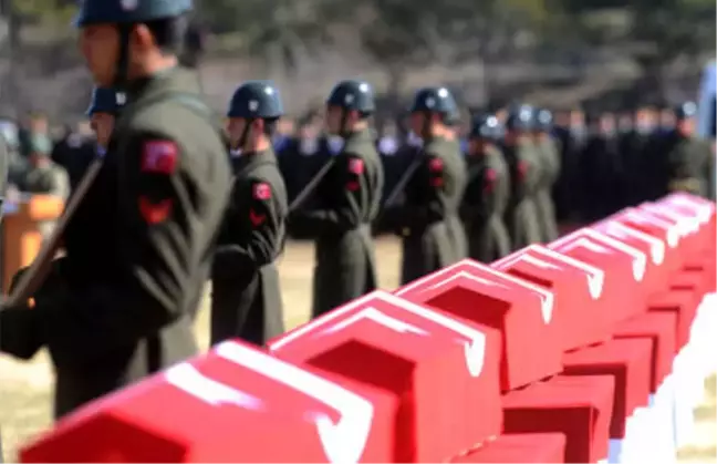 PKK Yalanları! Şırnak Şehitlerini Afrin'de Gibi Göstererek Sosyal Medyada Paylaştılar