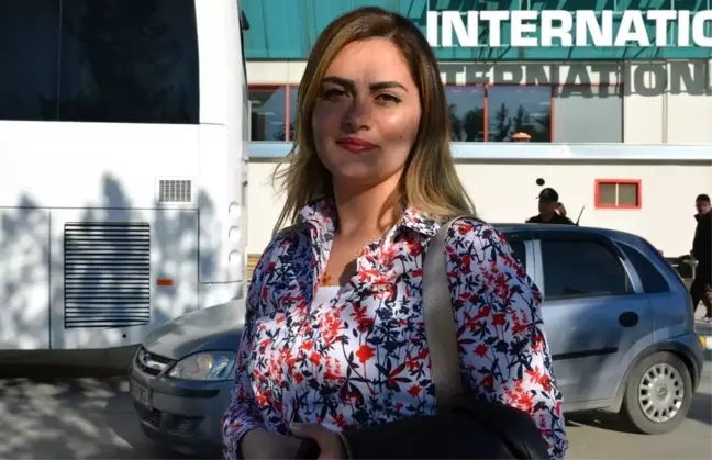 İmzayı Attı, Eyleme Gitti