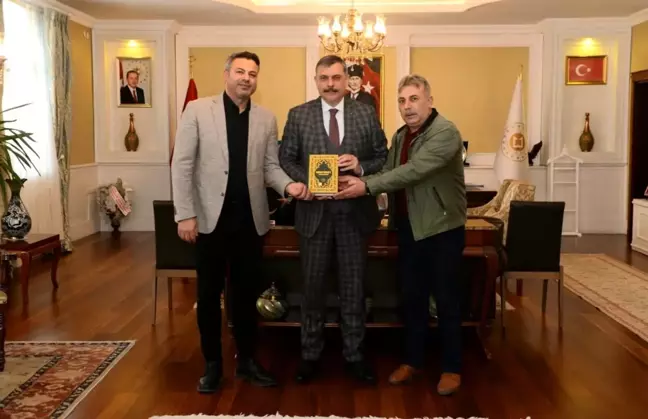 Türkiye Gazetesi yetkilileri Erzurum Valisi'ni ziyaret etti