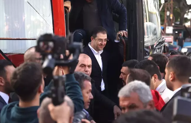 Cumhur İttifakı'nın Mersin Büyükşehir Belediye Başkan adayı Serdar Soydan için karşılama programı düzenlendi