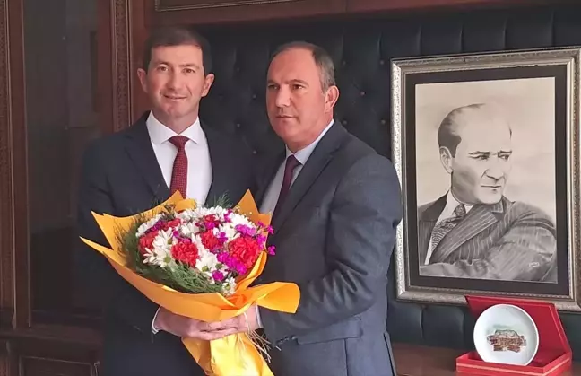 Emrah Yılmaz Ardanuç Belediye Başkanı olarak göreve başladı