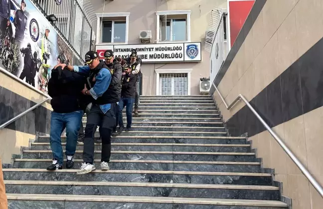 İstanbul'da Masaj Salonlarına Fuhuş Operasyonu: 85 Kadın Kurtarıldı