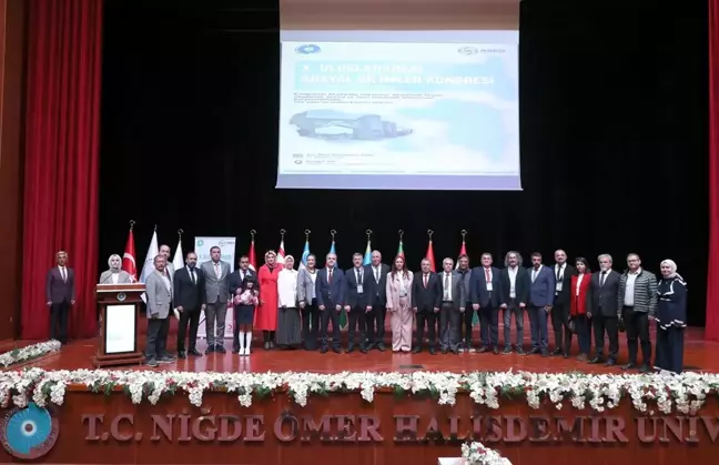 Niğde Ömer Halisdemir Üniversitesi'nde Uluslararası Sosyal Bilimler Kongresi Yapıldı
