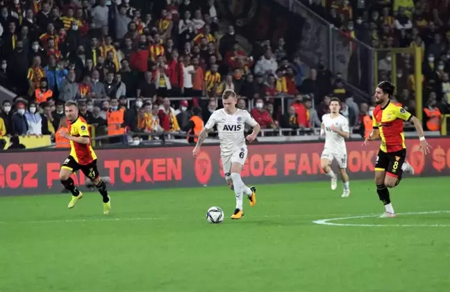 Spor Toto Süper Lig: Göztepe: 1 - Fenerbahçe: 1 (Maç sonucu)