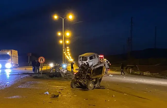 Son dakika haberleri | Sinop'ta ölümlü trafik kazasına karışan minibüsün sürücüsü tutuklandı