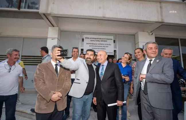 İzmir Büyükşehir Belediye Başkanı Tunç Soyer, Şehit Aileleri ve Gazi Derneklerini Ziyaret Etti