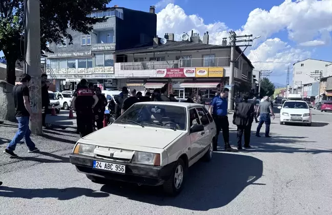 Erzurum'da muhtar araç içinde silahlı saldırıya uğradı