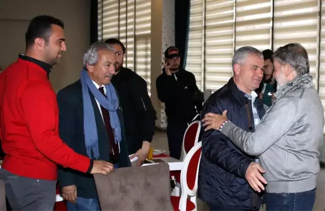 Yeşilçam Yıldızı Mekin, Antalyaspor'u Ziyaret Etti