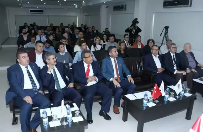 İşadamlarına Çek Kanunu'nun Getirdiği Yenilikler Anlatıldı