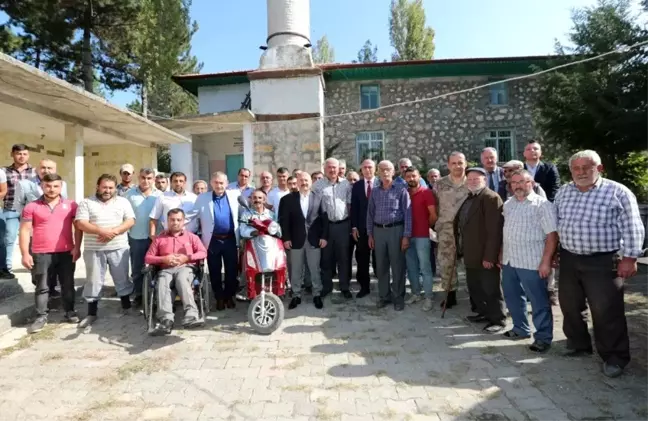 Vali Varol 10 köyde vatandaşlarla buluştu
