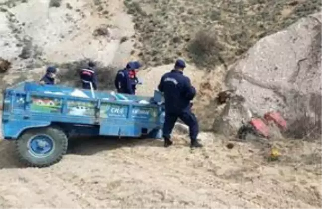 Nevşehir'de devrilen traktörün altında kalan sürücü yaralandı