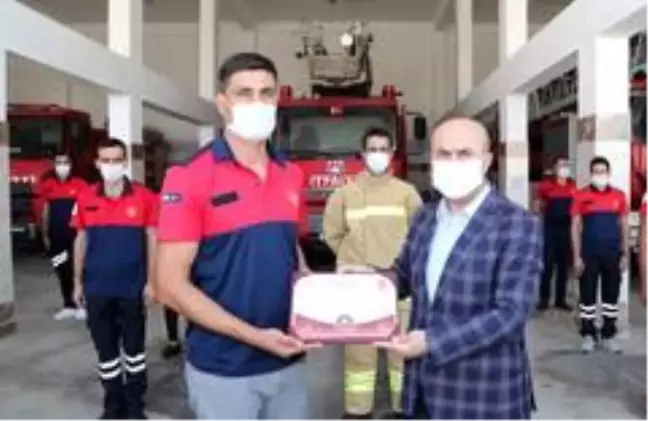 Mardin'de eğitimlerini başarıyla tamamlayan itfaiye personeline sertifikaları verildi