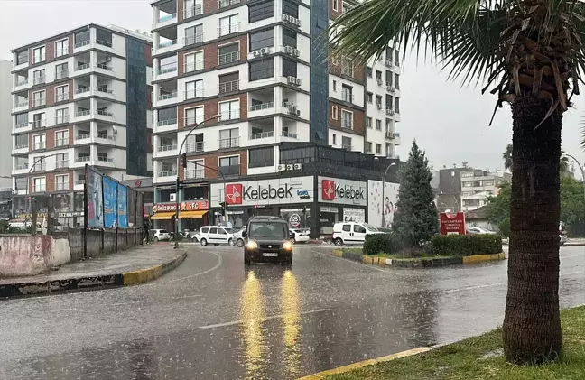 Hatay ve Adana'da Hortum Oluştu