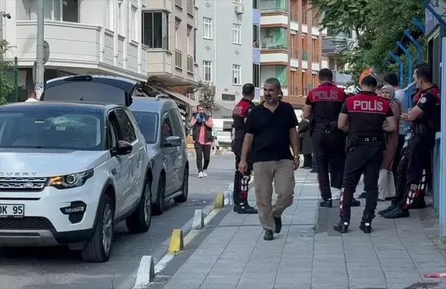 İstanbul Küçükçekmece'de Silahlı Kavga: 10 Yaralı