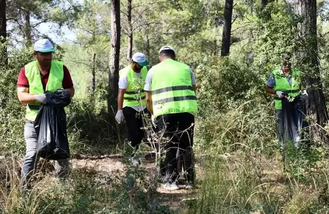 Osmaniye Belediyesi Doğa Temizliği Etkinliğiyle 250 Kilogram Cam Atık Topladı