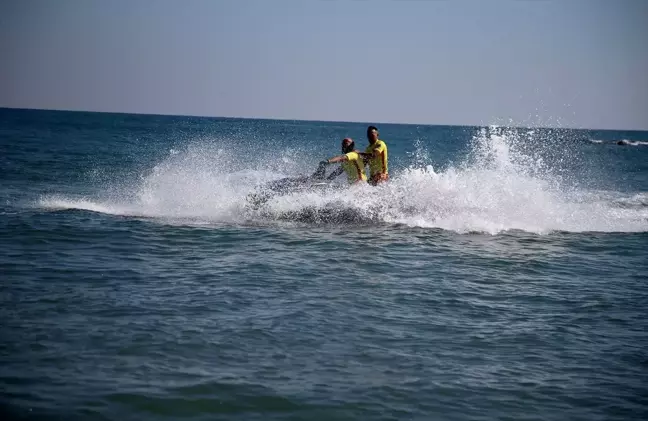 Sakarya Büyükşehir Belediyesi Cankurtaran Timi 70 günde 360 kişiyi boğulmaktan kurtardı