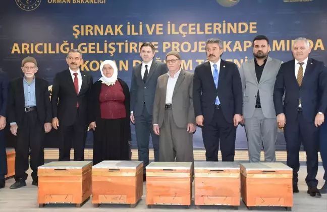 Şırnak'ta Arı Kovanı Dağıtım Töreni Düzenlendi