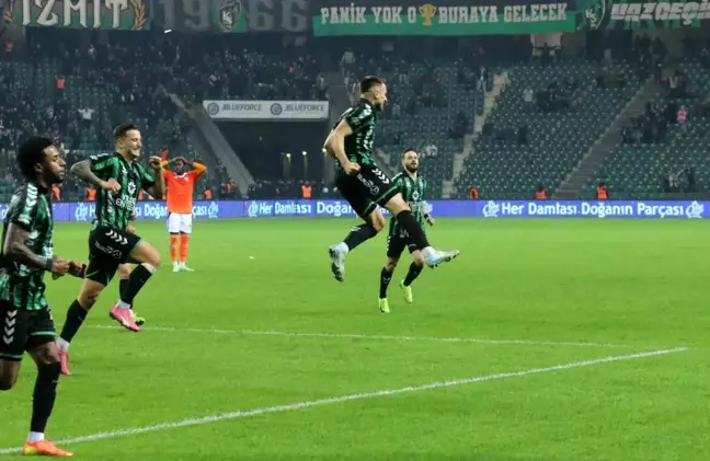 Kocaelispor, Adanaspor'u 2-0 Mağlup Etti