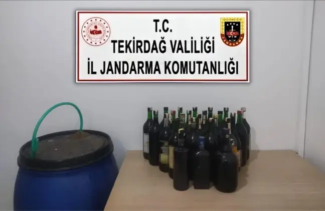 Tekirdağ'da El Yapımı 100 Litre Şarap Ele Geçirildi