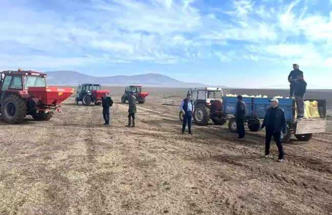 Kütahya'da Mera Islah Projesine 16 Ton Gübre Desteği