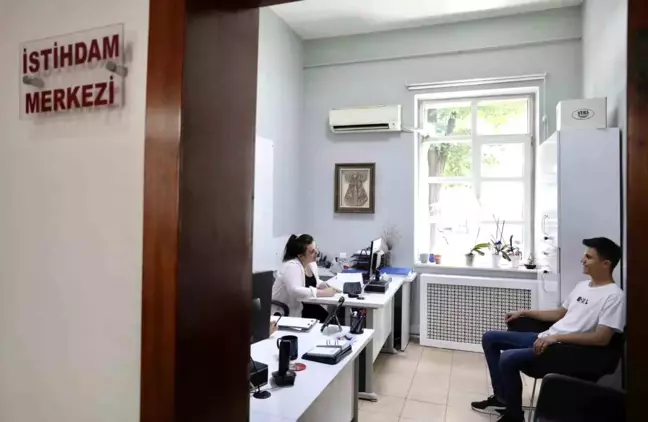 İnegöl Belediyesi İstihdam Merkezi, 2023 yılında 314 kişiye iş imkanı sağladı