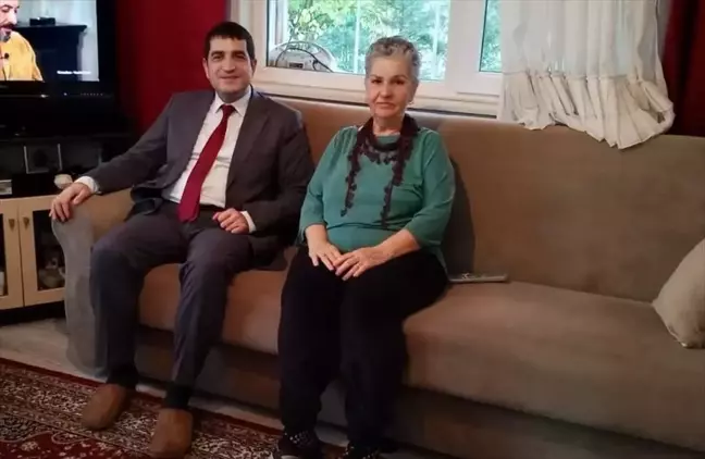Vize Kaymakamı Sedat Özdemir, şehit ailesini ziyaret etti