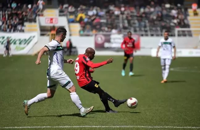 Ahlatcı Çorum FK, Kocaelispor ile 1-1 berabere kaldı