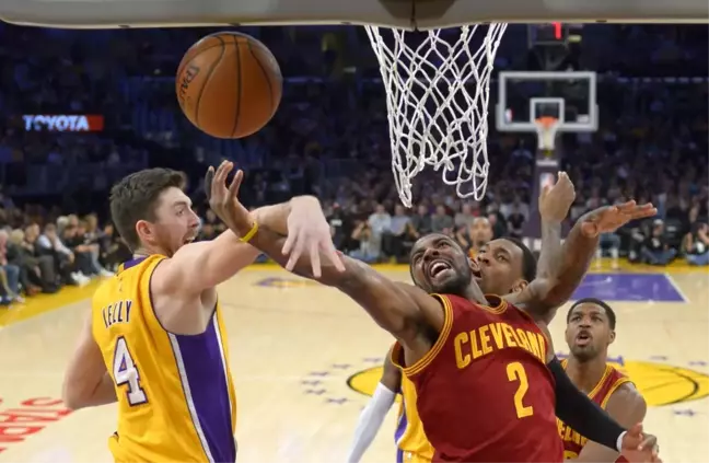 Cavaliers Play-off'ları Garantiledi