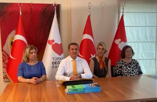 Türkiye Değişim Partisi Genel Başkanı Sarıgül'den Zülfü Livaneli'ye tepki