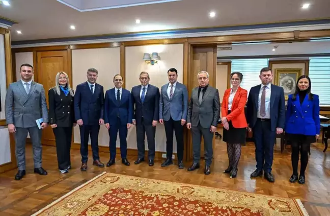 ATSO heyeti MITT 2024 Moskova Fuarı'nda turizmcilerle buluştu