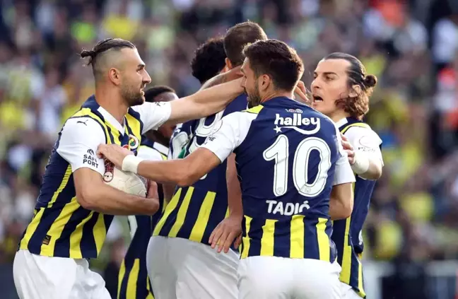 Fenerbahçe, İstanbulspor'u 6-0 mağlup ederek sezonu 99 puanla ikinci tamamladı
