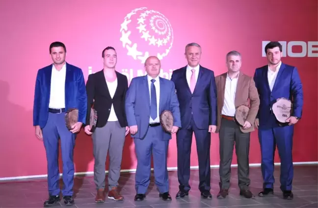 Mobilyanın Yıldızlarına Ödül