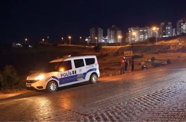 Gaziantep'te, takla atan otomobildeki 4 kişi yaralandı