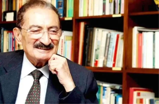 Bülent Ecevit kimdir? Bülent Ecevit neler yaptı?