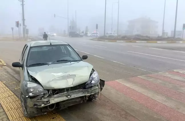 Kulu'da Yoğun Sis Zincirleme Kazalara Neden Oldu