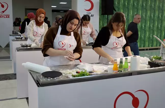 Türk Kızılay'dan Depremzede Kadınlara Yönelik Aşçılık Atölyesi