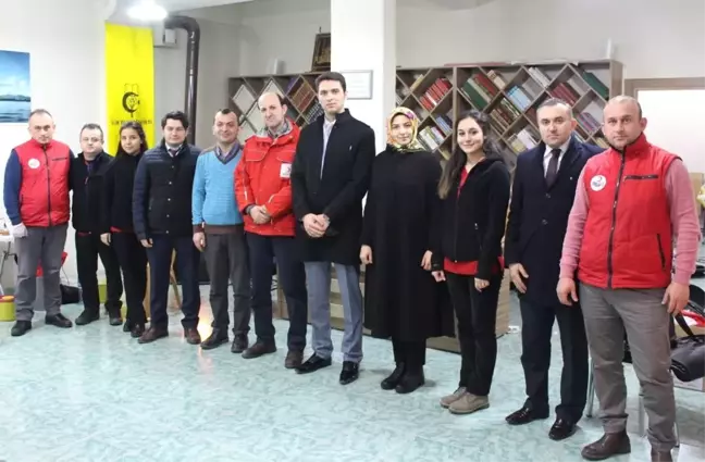 Bozkurtlulardan Kızılay'a Kan Bağışı
