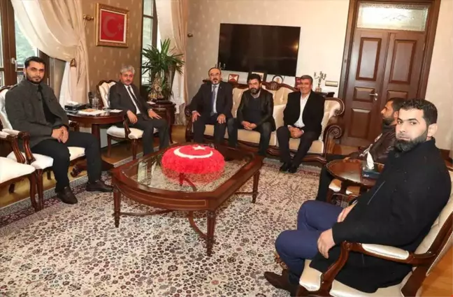 Bayırbucak Türkmenleri, Vali Doğan'ı Ziyaret Etti