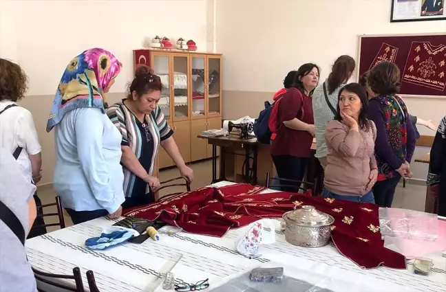 Beypazarı Halk Eğitim Merkezi model olmayı sürdürüyor