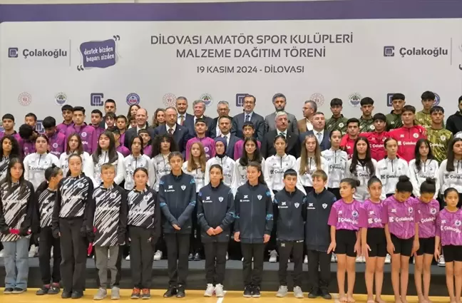 Dilovası'nda Amatör Sporculara Malzeme Desteği